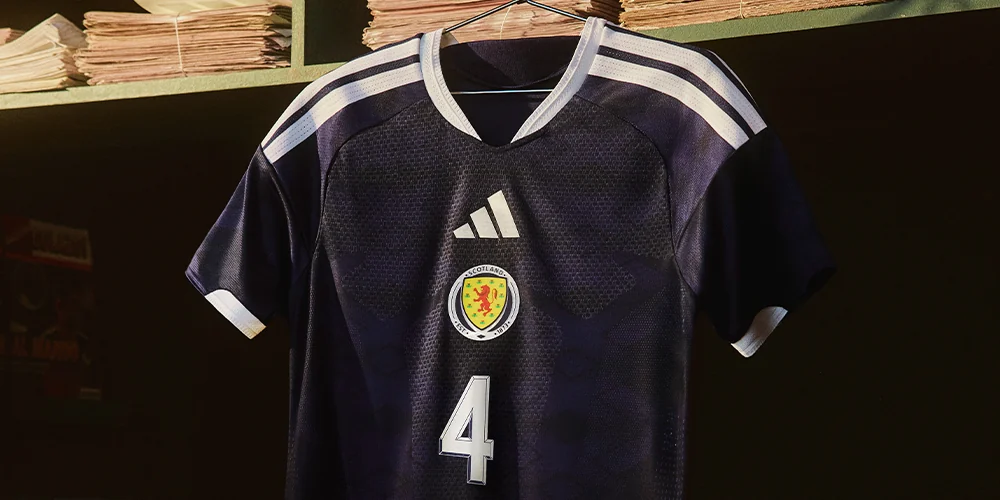 Scotland's dark navy 2025 home shirt